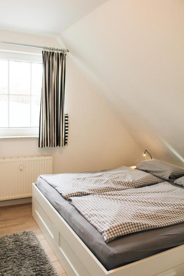 Ferienwohnung Ostseerauschen ชาร์บอยท์ซ ภายนอก รูปภาพ